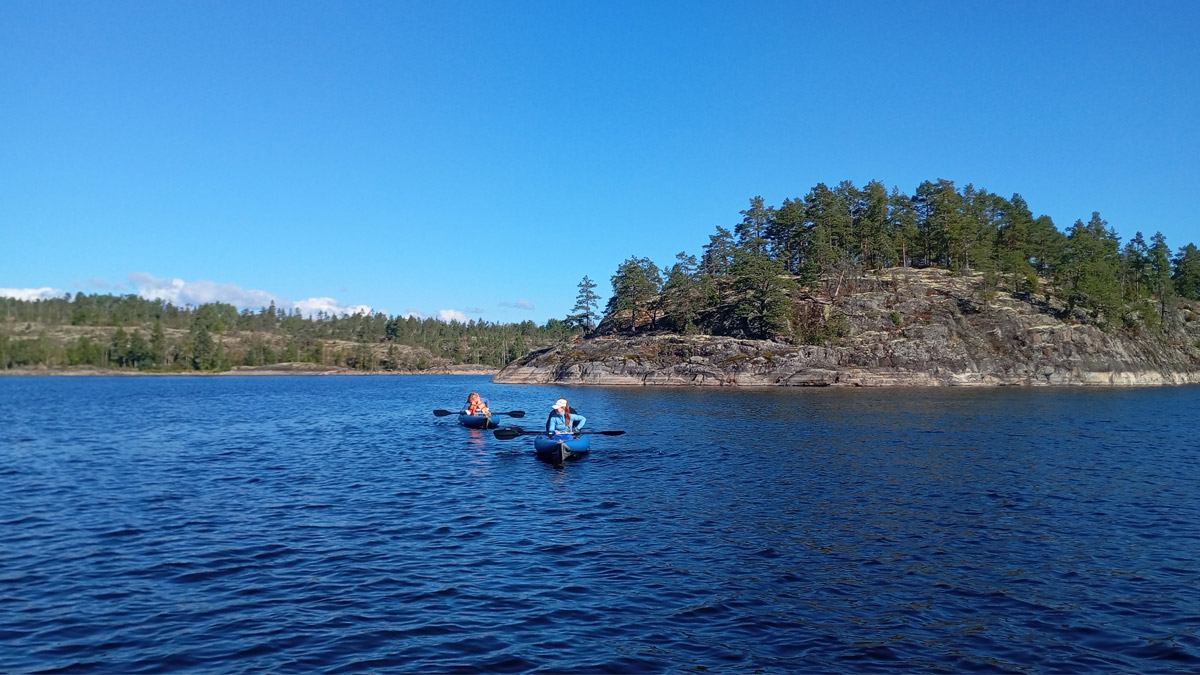 На байдарках по Ладожским шхерам