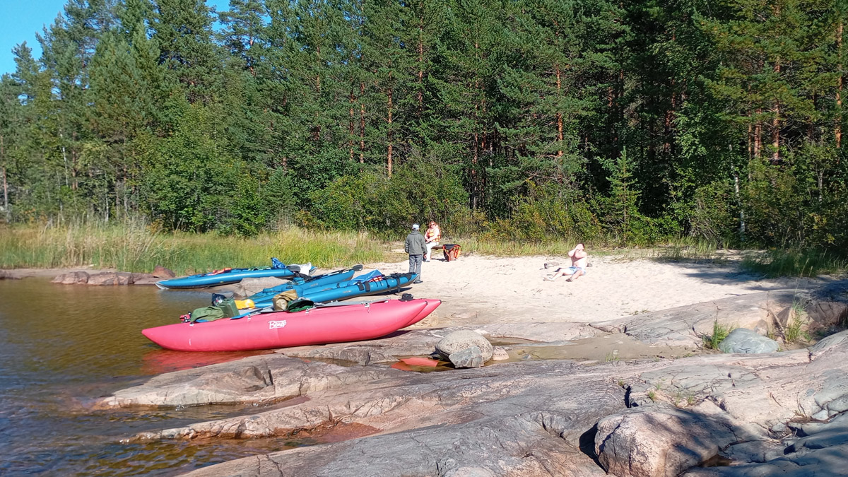 На байдарках по Ладожским шхерам