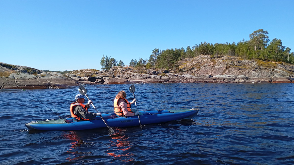 На байдарках по Ладожским шхерам