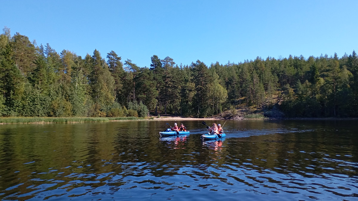 На байдарках по Ладожским шхерам