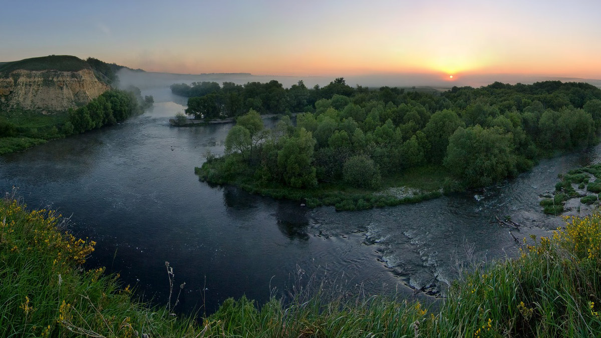 Сплав на байдарках по реке Красивая Меча