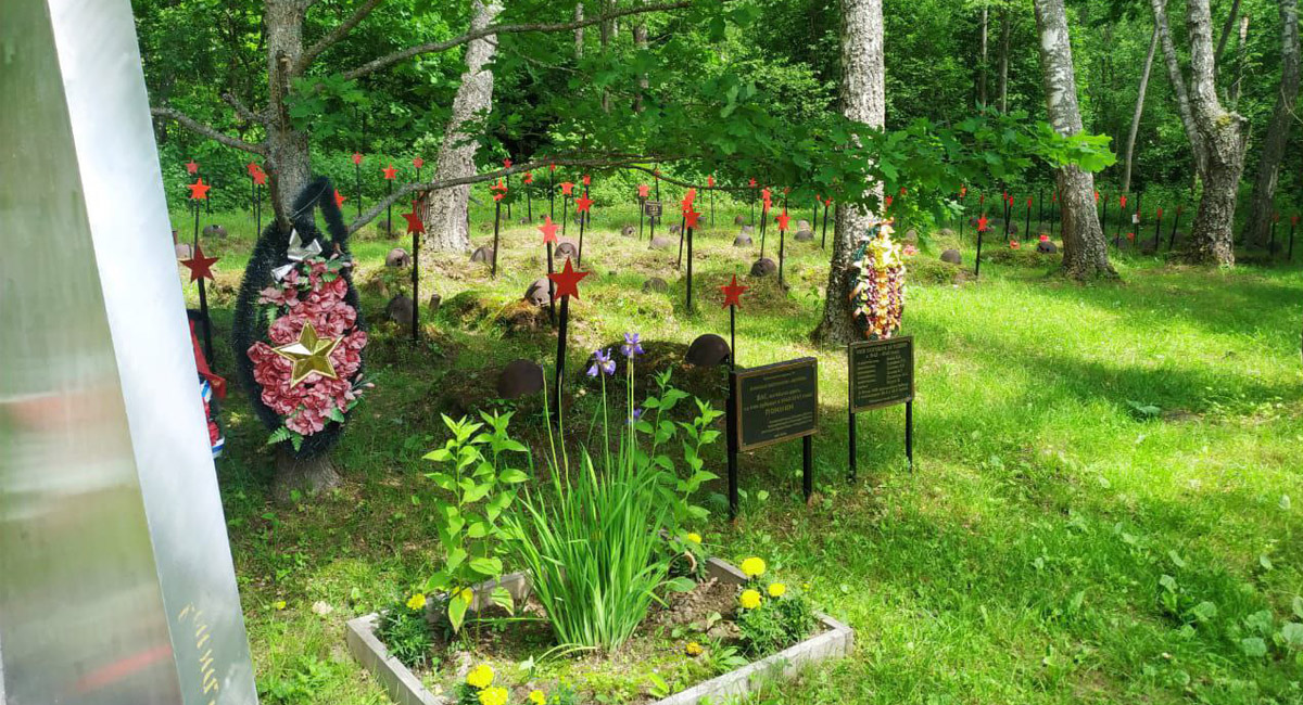 Сплав на байдарках по реке Воря Сплав на байдарках по реке Воря